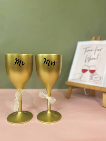 Non Breakable Couple Wine Glass Gift Set - Mr. & Mrs Wine Glasses - Set of 2 - Gold