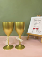 Non Breakable Wine Glass Gift Set - Gold