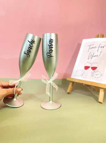 Unbreakable Champagne Flutes with Customisable Name - Set of 2 Mint Green